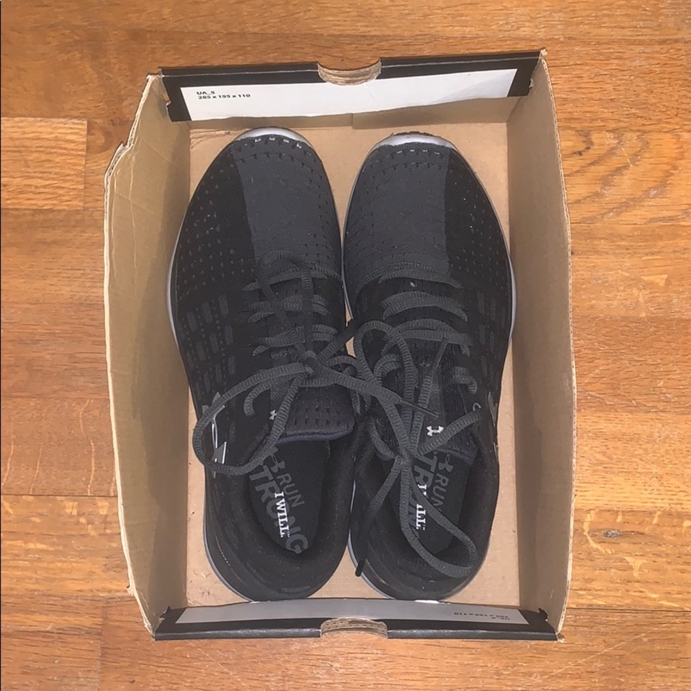 Under Armour Black Athletic Sneakers, Size 8
